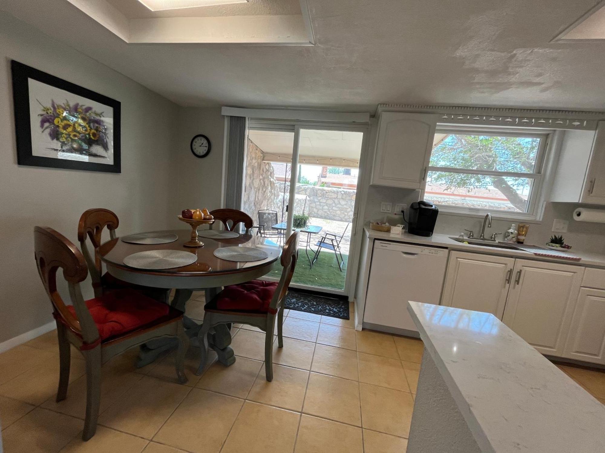 Appartement Cozy Townhome 5 Min To Airport